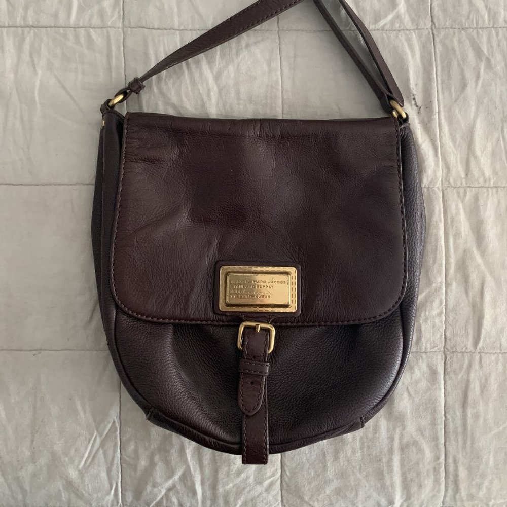 Marc By Marc Jacobs Dark Brown Leather Crossbody Saddle Bag with Gold Plaque